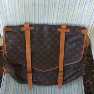 Authentic vintage Louis Vuitton Samur 35